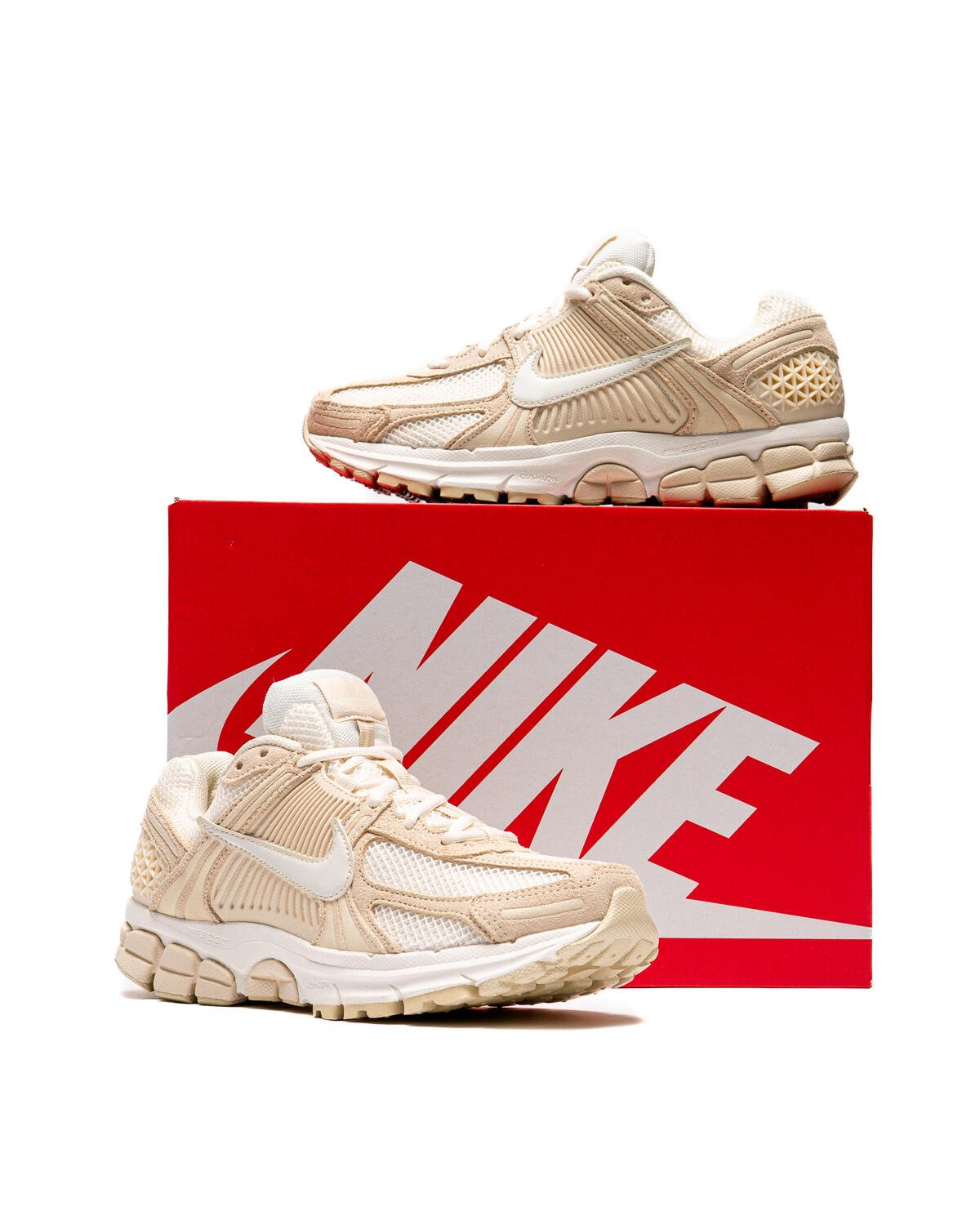 Nike WMNS ZOOM VOMERO 5 | HQ0458-200 | AFEW STORE